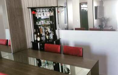 Imagem: O apartamento possui 3 Dormitórios, 2 Banheiros, 2 Vagas na