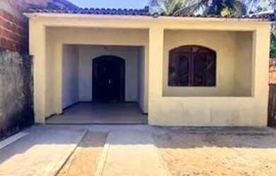 Imagem: A casa possui 2 Dormitórios, 2 Banheiros, 1 Vaga na garagem