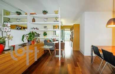 Imagem: O apartamento possui 3 Dormitórios, 3 Banheiros, 2 Vagas na