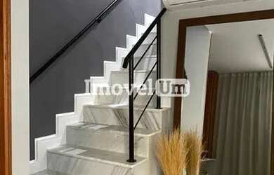 Imagem: A casa em condomínio possui 4 Dormitórios, 5 Banheiros, 3