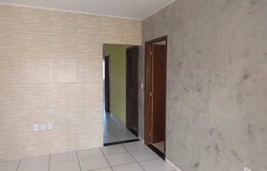 Imagem: Casa com três quartos para alugar