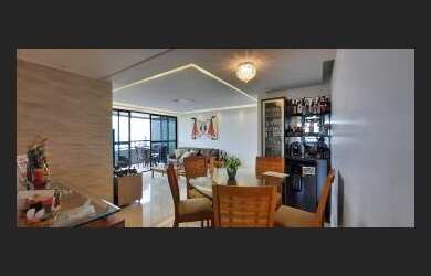 Imagem: O apartamento possui 5 Dormitórios, 4 Banheiros, 2 Vagas na