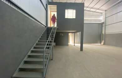 Imagem 8: Galpão NOVO 300m² Pé direito Alto, em Riviera da Barra Vila Velha ES