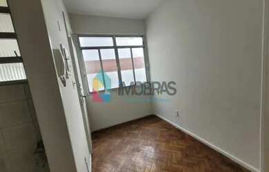 Imagem 6: Excelente oportunidade na quadra da praia de Copacabana, posto 6