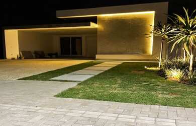 Imagem: A casa em condomínio possui 3 Dormitórios, 3 Banheiros, 2