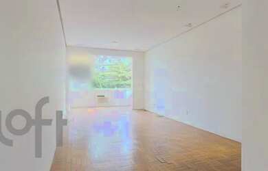 Imagem: O apartamento possui 2 Dormitórios, 3 Banheiros, 1 Vaga na