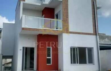 Imagem: A casa em condomínio possui 3 Dormitórios, 2 Banheiros, 4