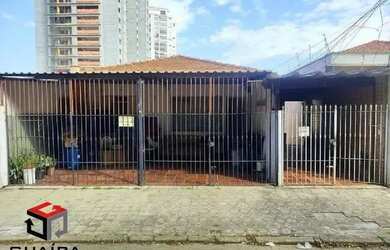 Imagem: A casa possui 5 Dormitórios, 3 Banheiros, 3 Vagas na garagem