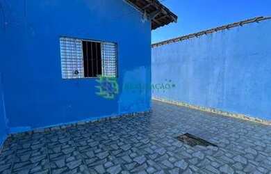 Imagem: A casa possui 2 Dormitórios, 1 Banheiro, 2 Vagas na garagem