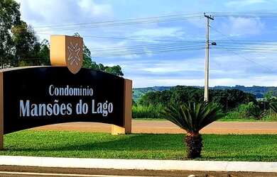 Imagem: O terreno possui 2004m² de Área e está localizado em Jardim