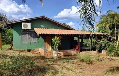 Imagem: A fazenda possui 5.000m² de Área e está localizado em Distrito