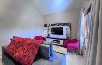 Imagem 4: Casa 3 dormitórios em Bairro Tradicional