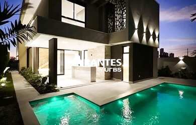 Imagem: A casa em condomínio possui 3 Dormitórios, 4 Banheiros, 2