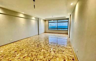 Imagem: O apartamento possui 3 Dormitórios, 4 Banheiros, 1 Vaga na