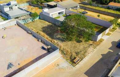 Imagem: O terreno possui 600m² de Área e está localizado em Setor