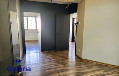 Imagem: O depósito possui 1 Vaga na garagem e 49m² de Área e está