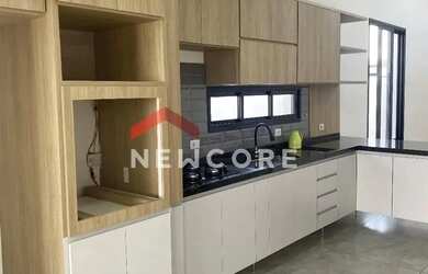 Imagem: A casa em condomínio possui 3 Dormitórios, 2 Banheiros, 4