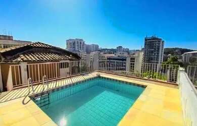 Imagem: O apartamento na cobertura possui 3 Dormitórios, 2 Banheiros