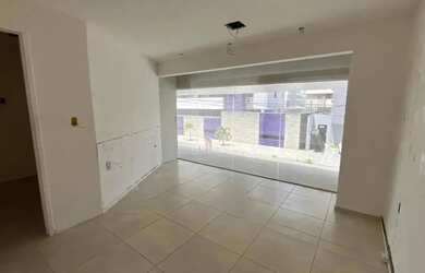 Imagem: Centro comercial exc loja c/ vitrine 60m2 WC privativo em Manaíra