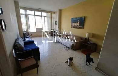 Imagem: O apartamento possui 3 Dormitórios, 1 Banheiro, 1 Vaga na garagem