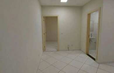 Imagem: O apartamento possui 1 Dormitório, 1 Banheiro, 1 Vaga na garagem