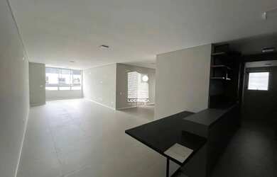 Imagem: O apartamento possui 3 Dormitórios, 4 Banheiros, 1 Vaga na