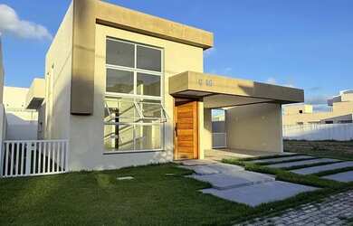 Imagem: A casa em condomínio possui 3 Dormitórios, 3 Banheiros, 4