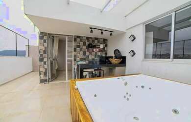 Imagem: O apartamento possui 3 Dormitórios, 4 Banheiros, 2 Vagas na