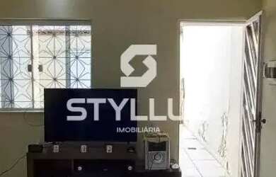 Imagem: A casa possui 2 Dormitórios, 2 Banheiros, 3 Vagas na garagem