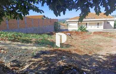 Imagem: O terreno possui 469m² de Área, Imóvel novo e está localizado