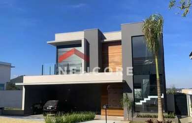 Imagem: A casa em condomínio possui 4 Dormitórios, 5 Banheiros, 5