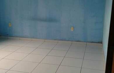 Imagem: A casa possui 4 Dormitórios, 1 Vaga na garagem e está localizado