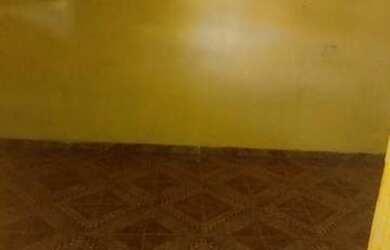 Imagem: A casa possui 2 Dormitórios e 1 Banheiro e está localizado