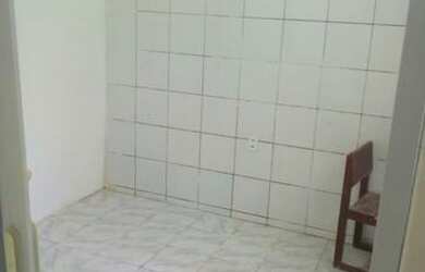 Imagem: A casa possui 4 Dormitórios, 2 Banheiros e 1 Vaga na garagem