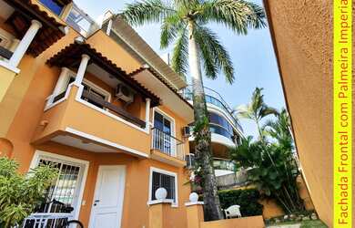 Imagem: A casa em condomínio possui 4 Dormitórios, 5 Banheiros, 1