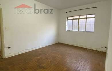 Imagem: O apartamento possui 2 Dormitórios, 1 Banheiro, 60m² de Área