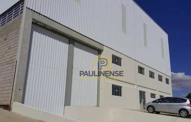 Imagem: O depósito possui 5 Vagas na garagem, 1.761m² de Área, Imóvel