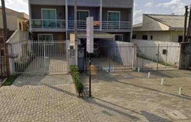 Imagem: A casa possui 2 Dormitórios, 2 Banheiros, 3 Vagas na garagem