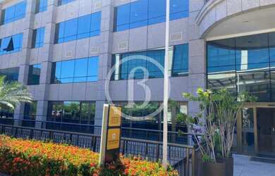 Imagem: O depósito possui 1 Vaga na garagem, 51m² de Área e está