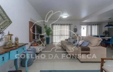 Imagem: A casa em condomínio possui 4 Dormitórios, 3 Banheiros, 3