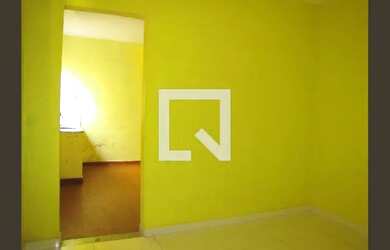 Imagem: A casa possui 1 Dormitório, 1 Banheiro, 25m² de Área e está