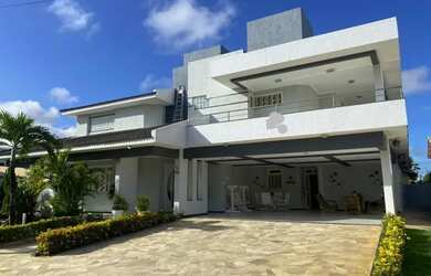 Imagem: A casa em condomínio possui 5 Dormitórios, 5 Banheiros, 2