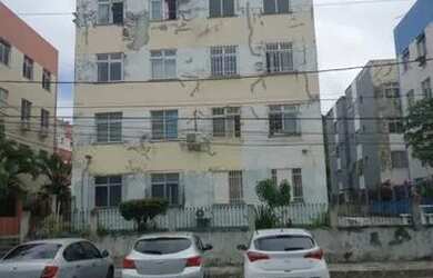 Imagem: O apartamento possui 2 Dormitórios, 1 Banheiro, 2 Vagas na