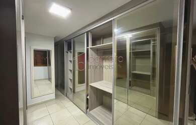 Imagem 15: Casa Padrão em Jundiaí. Churrasqueira, Guarda roupa, 167m² de Áreae3...