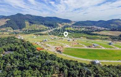 Imagem: O terreno possui 490m² de Área e está localizado em Castanho