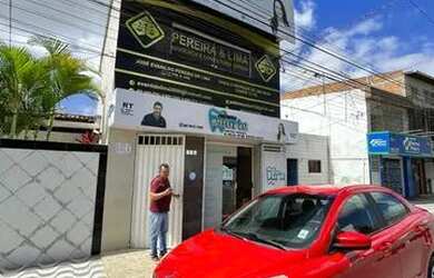 Imagem: O depósito está localizado em Estação Velha, Campina Grande