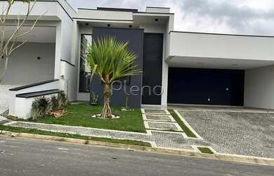 Imagem: A casa em condomínio possui 3 Dormitórios, 2 Banheiros, 2