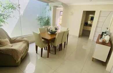 Imagem: A casa em condomínio possui 3 Dormitórios, 2 Banheiros, 3