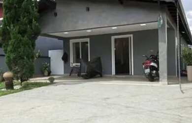 Imagem: A casa em condomínio possui 3 Dormitórios, 4 Banheiros, 4