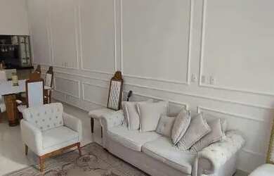 Imagem: A casa em condomínio possui 3 Dormitórios, 4 Banheiros, 4